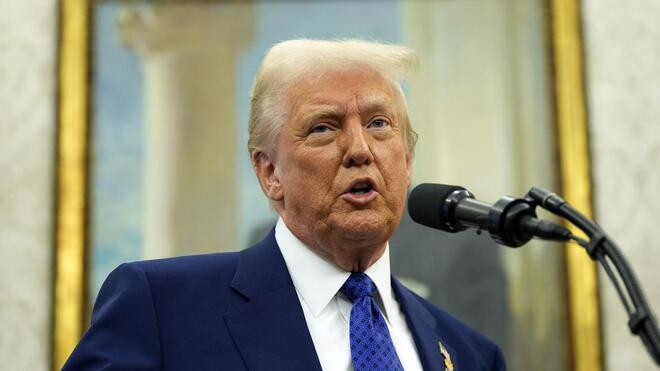 特朗普此前签署行政令将“墨西哥湾”更名为“美国湾” 美联社拒绝更名被禁入 白宫发言人遭质问