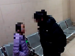 上海小女孩“离家出走” 民警巧解心结