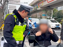 不戴头盔隐患大 上海交警开展集中整治