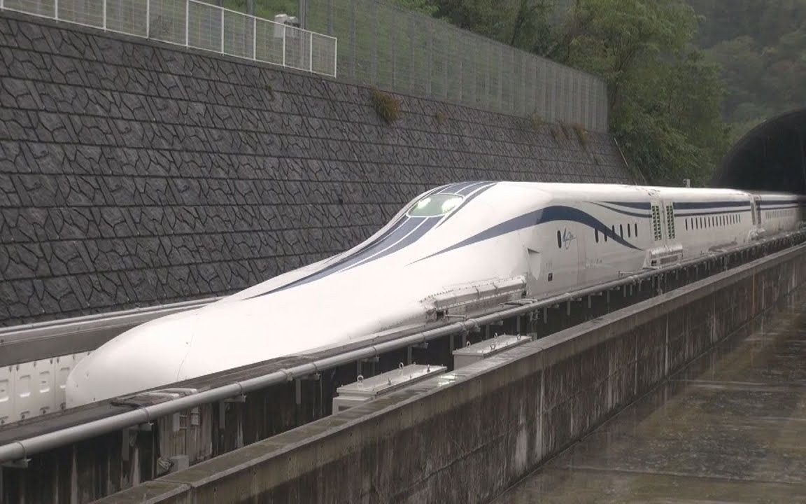 日本山梨磁悬浮将投放一节新改良型试验车厢