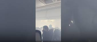 达美航空一客机内出现烟雾味 被迫返航