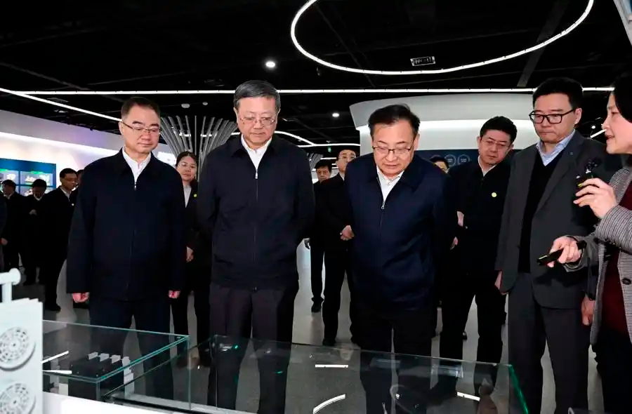 梁言顺王清宪率安徽省党政代表团在沪考察 陈吉宁龚正参加相关活动