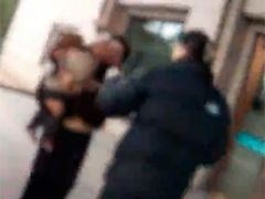浙江诸暨 儿童突发惊厥 交警紧急护航