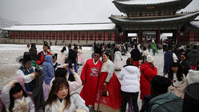 韩国拟对华阶段性免签 旅游免税行业迎来重大利好