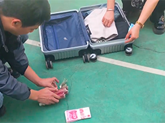 梧州女子用网约车运送3万现金 司机报警拦截