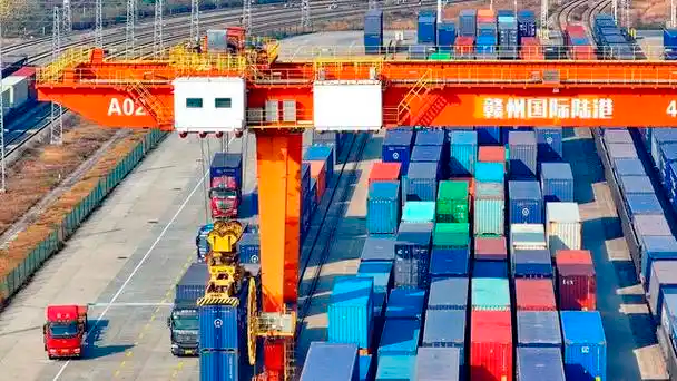 今年前两个月物流运行数据公布 前两个月社会物流总额为56.3万亿元