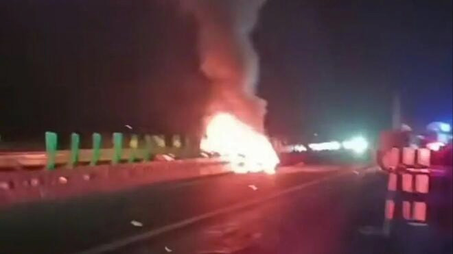 SU7高速事故致3人死亡 小米公布事故细节