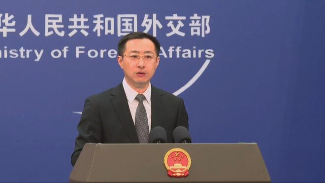 美国威胁升级对华关税 外交部：中国人不惹事也不怕事！