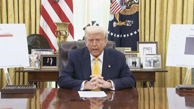 特朗普:对不采取报复行动的国家和地区实施90天关税暂停
