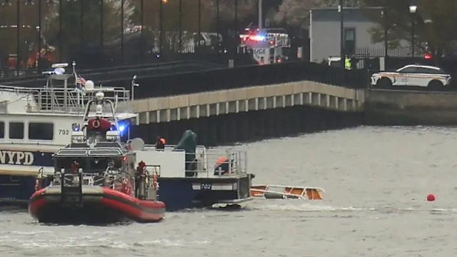 美国一架直升机坠入哈德逊河造成6人死亡