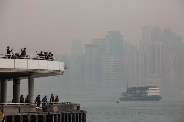香港沙尘影响持续 多区空气质量不佳