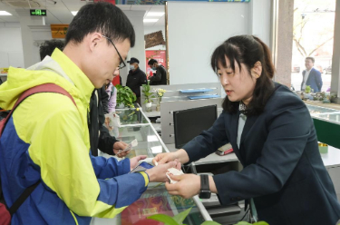 第十个全民国家安全教育日 各地各部门多形式开展国家安全教育