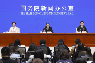 海关总署 我国外贸呈现多方面积极变化
