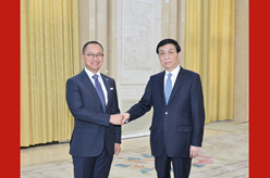 王沪宁会见印尼人民协商会议副主席
