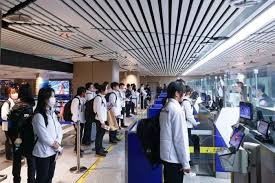 国家移民管理局 一季度1.63亿人次出入境 同比上升15.3%.