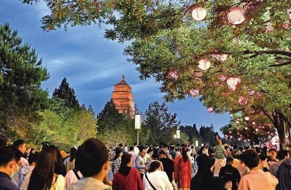 “五一”假期将至 旅游市场大幅升温