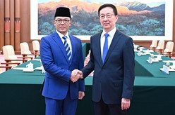 韩正会见印度尼西亚外交部长