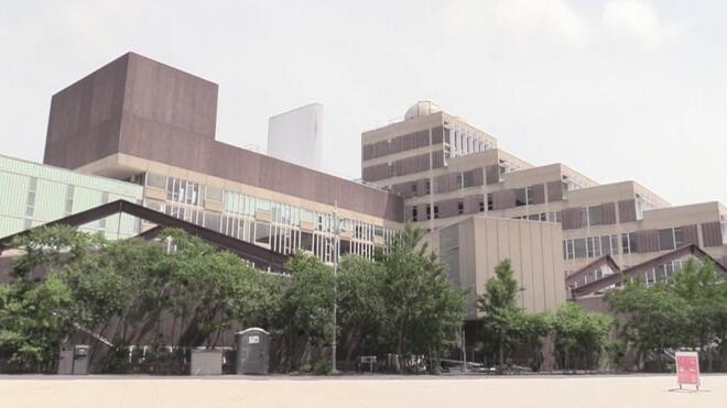 哈佛大学就联邦经费遭冻结起诉特朗普政府