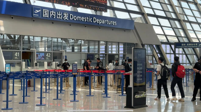 上海浦东机场启用国内出发24小时安检服务