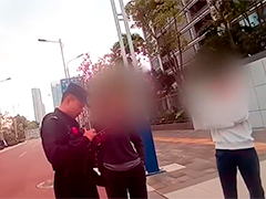 走路就可以赚钱?警察帮老人及时止损