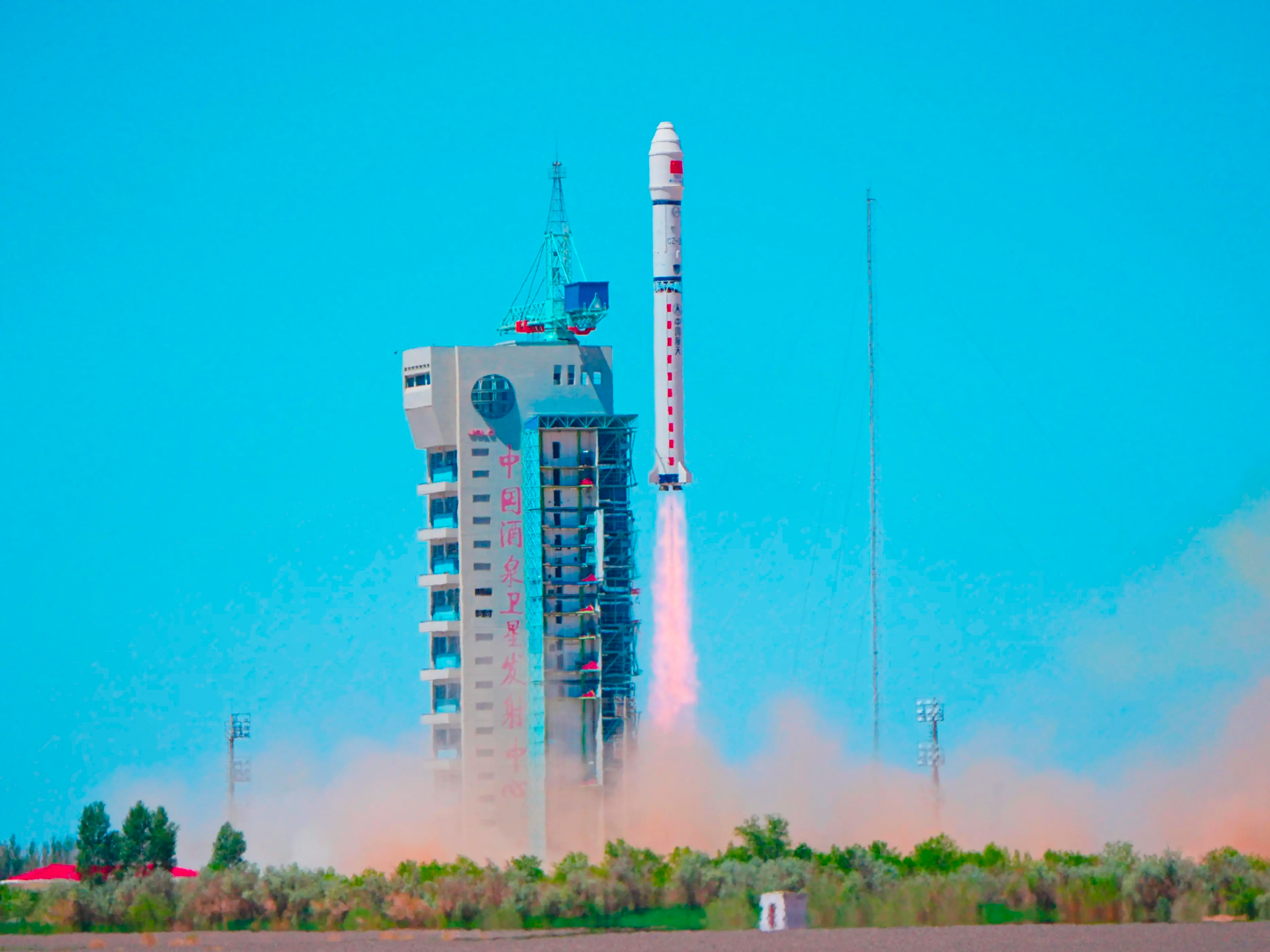 全球首个太空计算卫星星座成功入轨