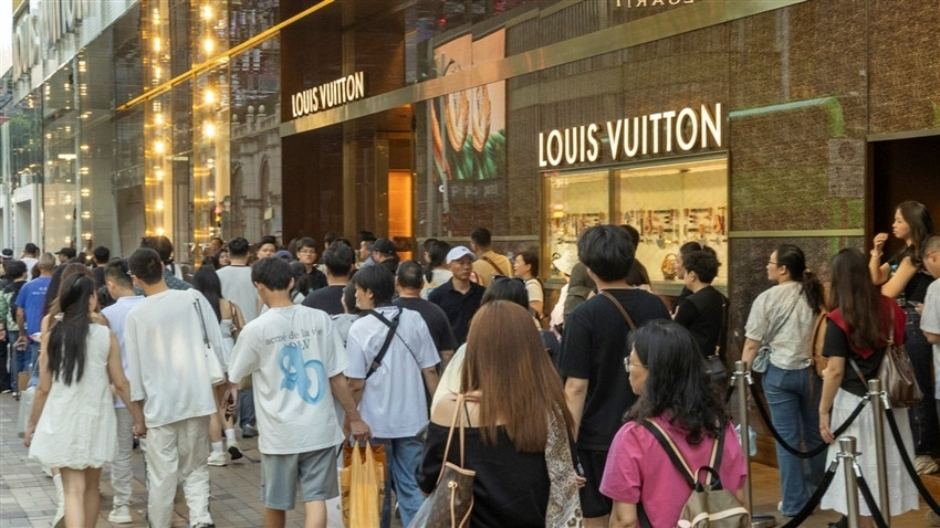 香港4月接待游客385万人次 新兴市场游客量增长