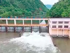 江西修水 发布暴雨红色预警 多部门联动保障安全