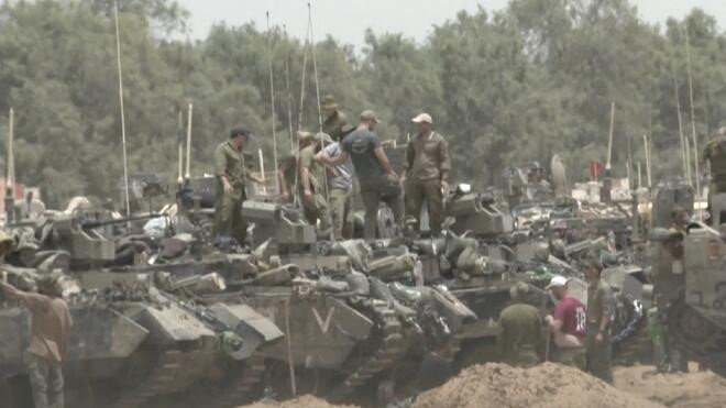 加沙地带多地持续遭以军袭击 约81%区域被以军控制或疏散
