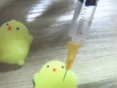 儿童“针筒玩具”热销 解压神器还是危险利器？有安全隐患的三无产品为何能线上销售？