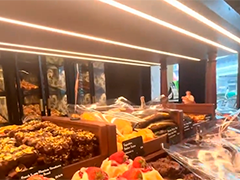网红面包店“敞开式”摆放 是否存在食品安全隐患？