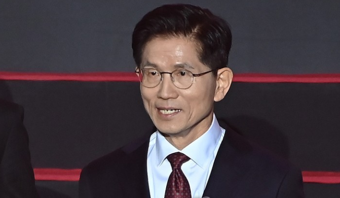 韩国第21届总统选举 国民力量党总统候选人金文洙宣布败选