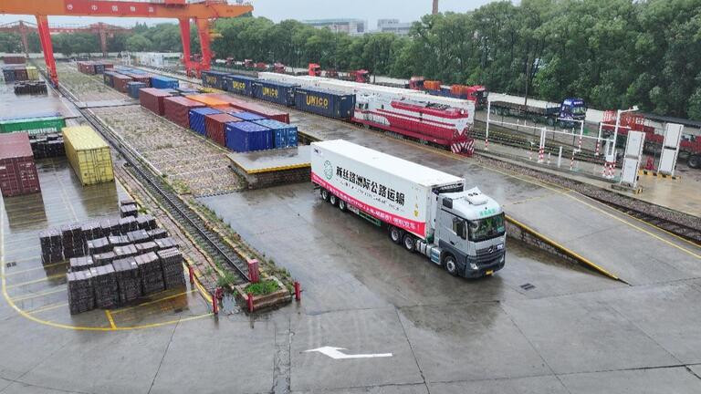 创历史新高！上海南港码头5月商品车装卸量突破12万辆