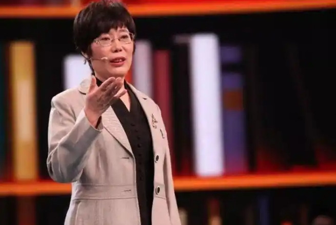 中国科学家王小云获颁世界杰出女科学家奖