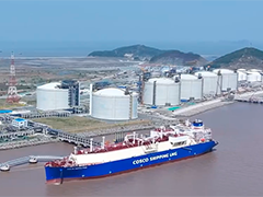 国内首次 船厂内“船对船加注LNG”在长兴岛启动