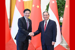 李强同新加坡总理会谈
