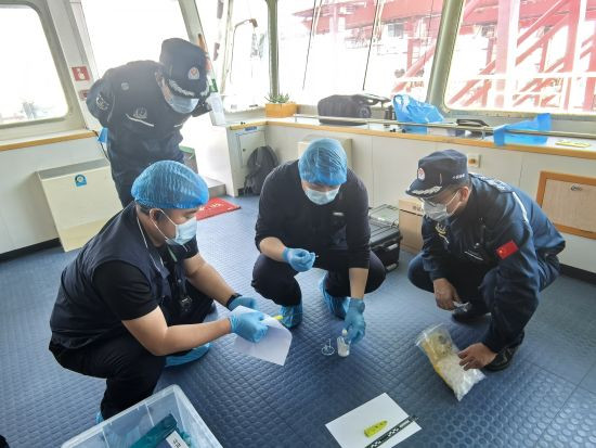 上海海警局成功破获首起公海故意杀人案