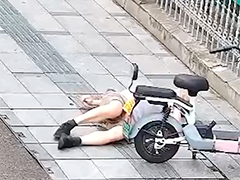 浙江宁波：男子命悬一线 警民接力挽救生命