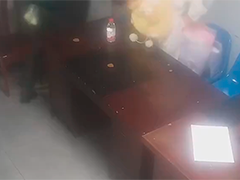 成都：女孩负气出走 民警化身“护花使者”暖心守护