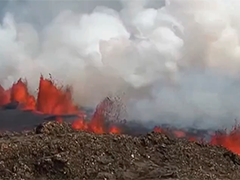 冰岛雷恰角半岛火山再次喷发