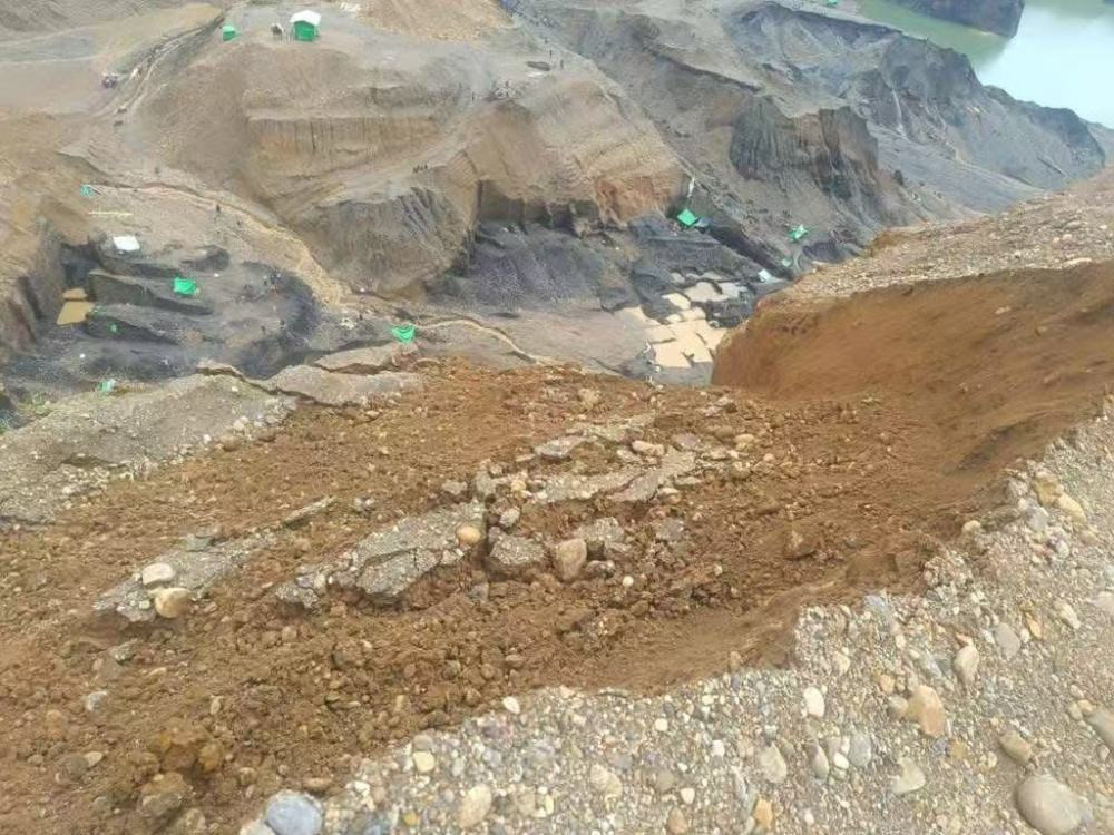 缅甸一玉石矿区发生坍塌事故 1人死亡