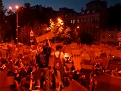乌克兰连续第二天爆发抗议活动