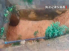 云南石林：女童落水被困涵洞 警方紧急救援