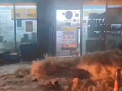 韩国南部地区遭遇强降雨 2500多人疏散避险
