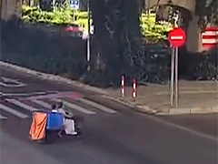 上海浦东：电瓶车存在多项违法 交警火速严查