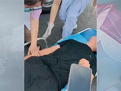 重庆：货车司机中暑倒地 周围群众出手相
