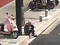 九旬老人高温迷途街头 警民联手助其平安归家