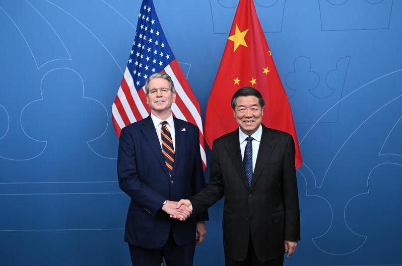 中美斯德哥尔摩经贸会谈联合声明发布