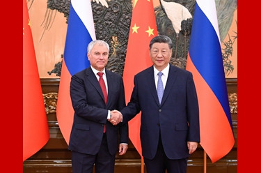 习近平会见俄罗斯国家杜马主席