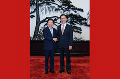 韩正会见韩国总统特使