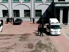 黑龙江鹤岗 一煤矿发生矿震人员被困 救援正在进行